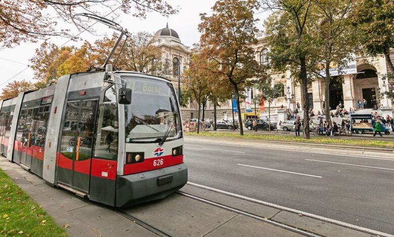 طرق الوصول من مطار فيينا إلى وسط المدينة