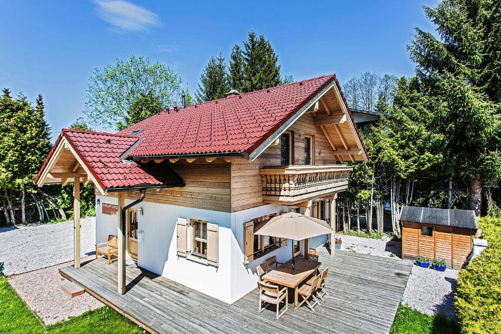 Chalet Dacha mit finnischer Sauna
